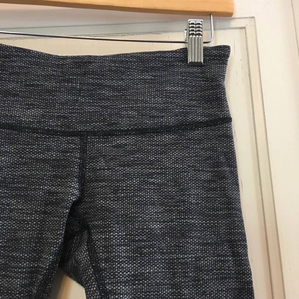 Lululemon Wunder Under leggings
